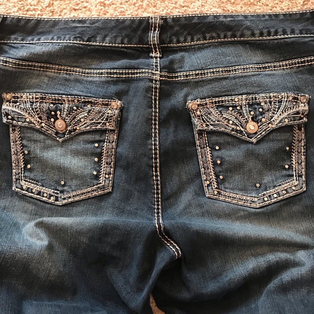 Maurice’s denim capris
